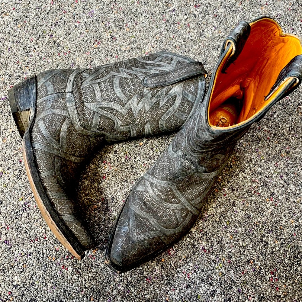 Old Gringo cowboy boots